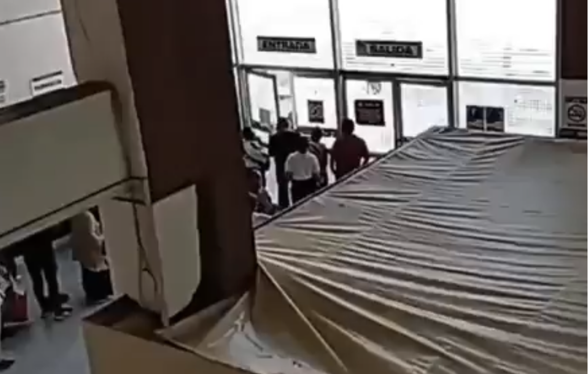 Ataque armado en Amalucan desata terror afuera de clínica del IMSS; un herido grave y un joven privado de la libertad