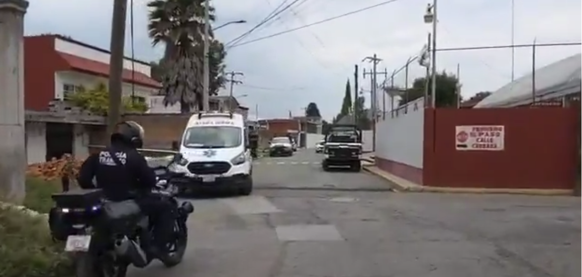 Evacúan secundaria en Coronango tras amenaza vinculada a reto viral