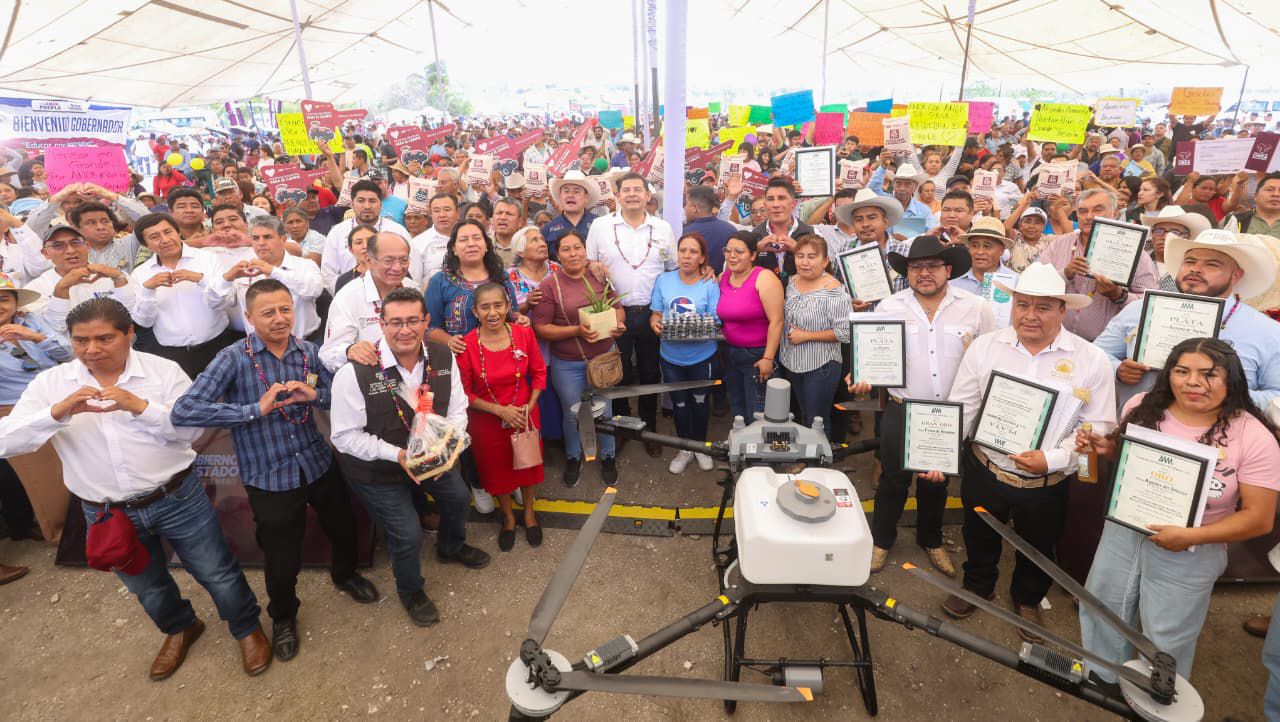 Gobierno Estatal impulsa la revolución agrícola y erradica la pobreza alimentaria en la Mixteca 