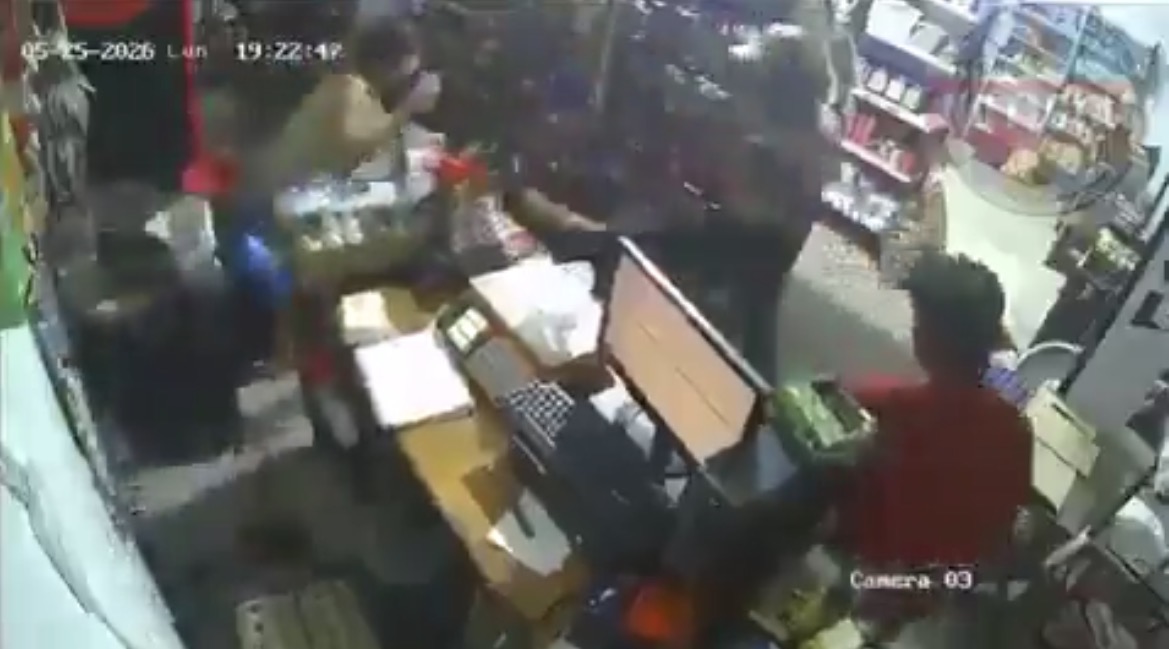 “El abuelito del machete”: viralizan a hombre que evitó robo en Huimanguillo