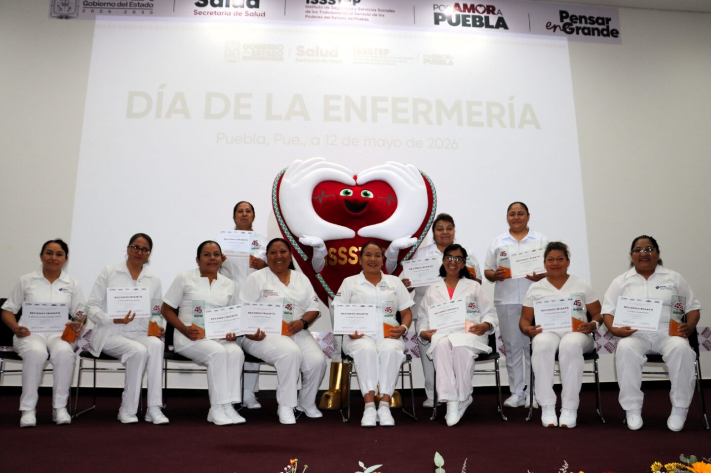 ISSSTEP fortalece certeza laboral y reconoce la vocación del personal de enfermería