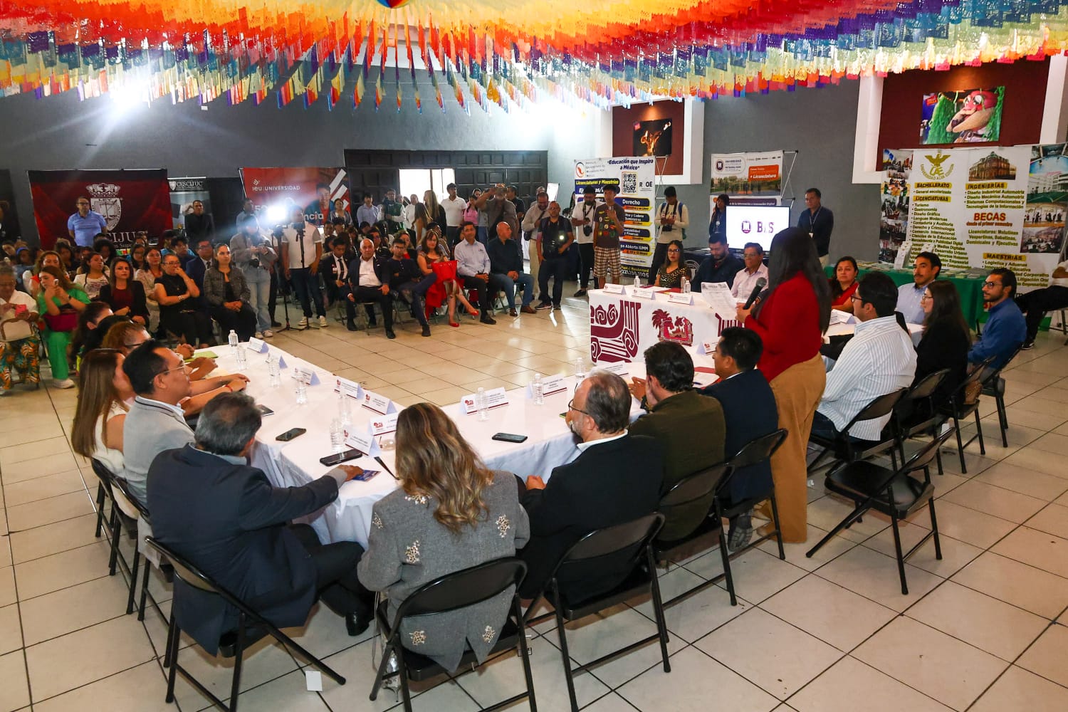 Refuerza Tonantzin Fernández compromiso con la educación superior en San Pedro Cholula