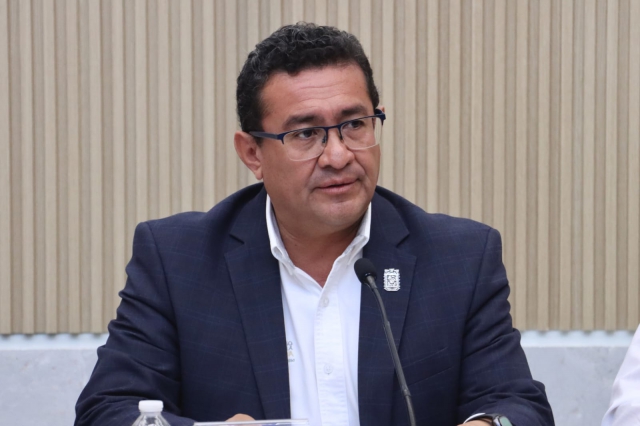 Gobernabilidad y resolución con apego a la Ley, destaca Pável Gaspar ante inconformidades en Acatlán 
