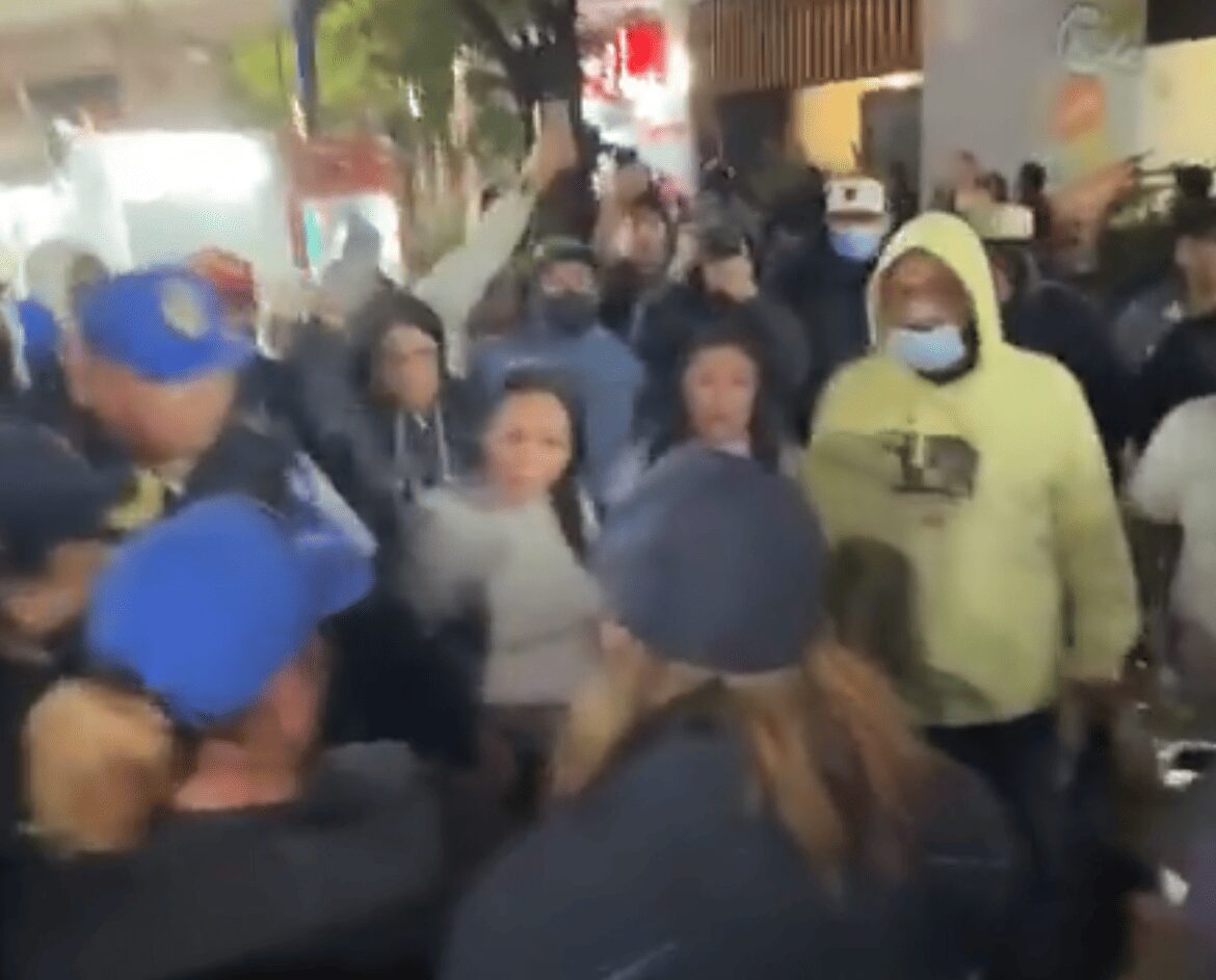 Agreden a equipo de Alessandra Rojo de la Vega en operativo en Zona Rosa; hay heridos y denuncias cruzadas