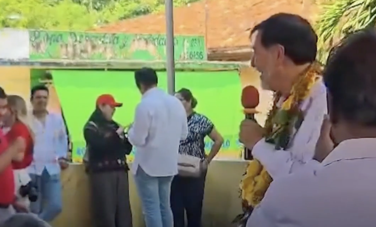 Video de Noroña en Huehuetla genera críticas por comentario sobre lengua totonaca