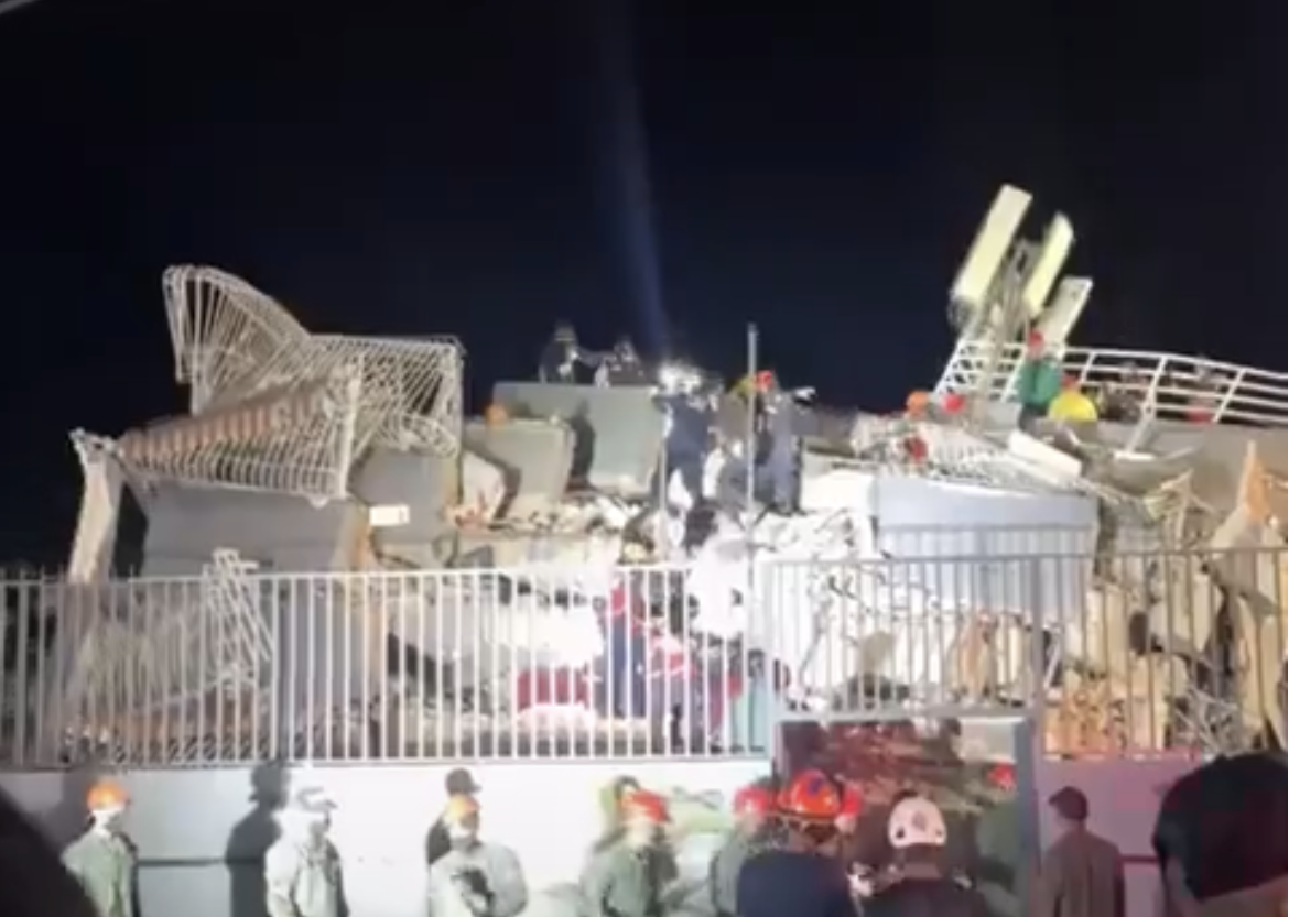 Entre ruinas y dolor, rescatan a tres menores con vida en La Guaira tras el terremoto en Venezuela