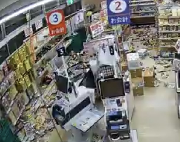 Temblor sorprende al norte de California; reportan heridos leves y apagones