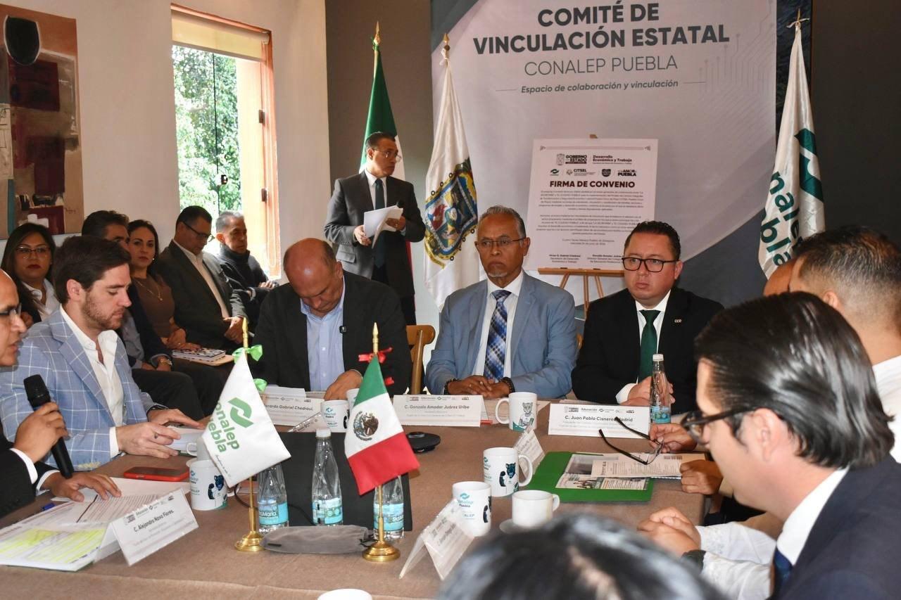 Promueve Conalep Puebla alianza entre empresas, gobierno e instituciones educativas