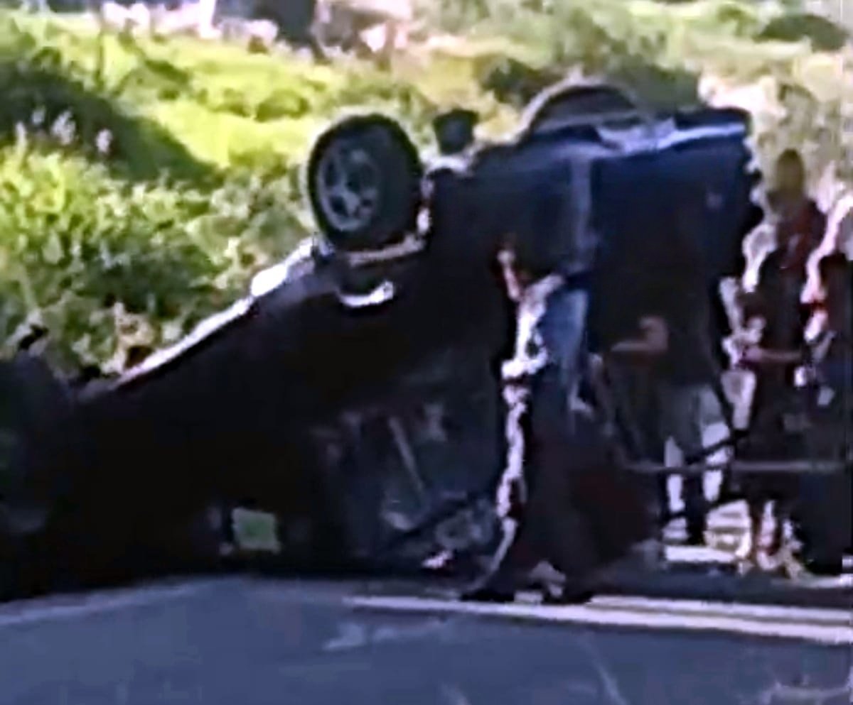 Vuelca camioneta en la México-Puebla; deja tres lesionados