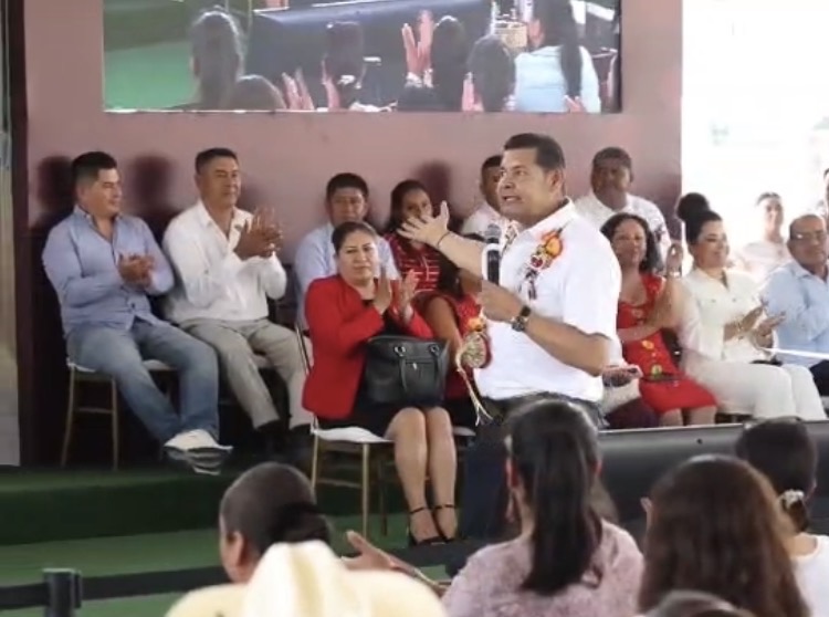 Armenta reconoce en Mesa de Paz a Pavel Gaspar y refuerza compromiso con la Mixteca