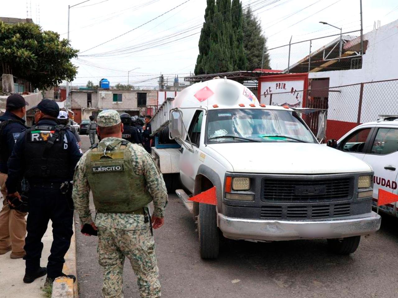 Operativo coordinado Puebla Segura permite detener a dos hombres con hidrocarburo de procedencia ilícita