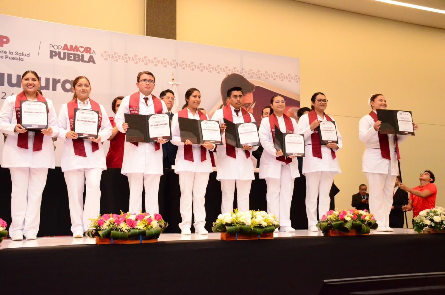 USEP consolida Humanismo Mexicano en salud, con tercera generación de profesionales