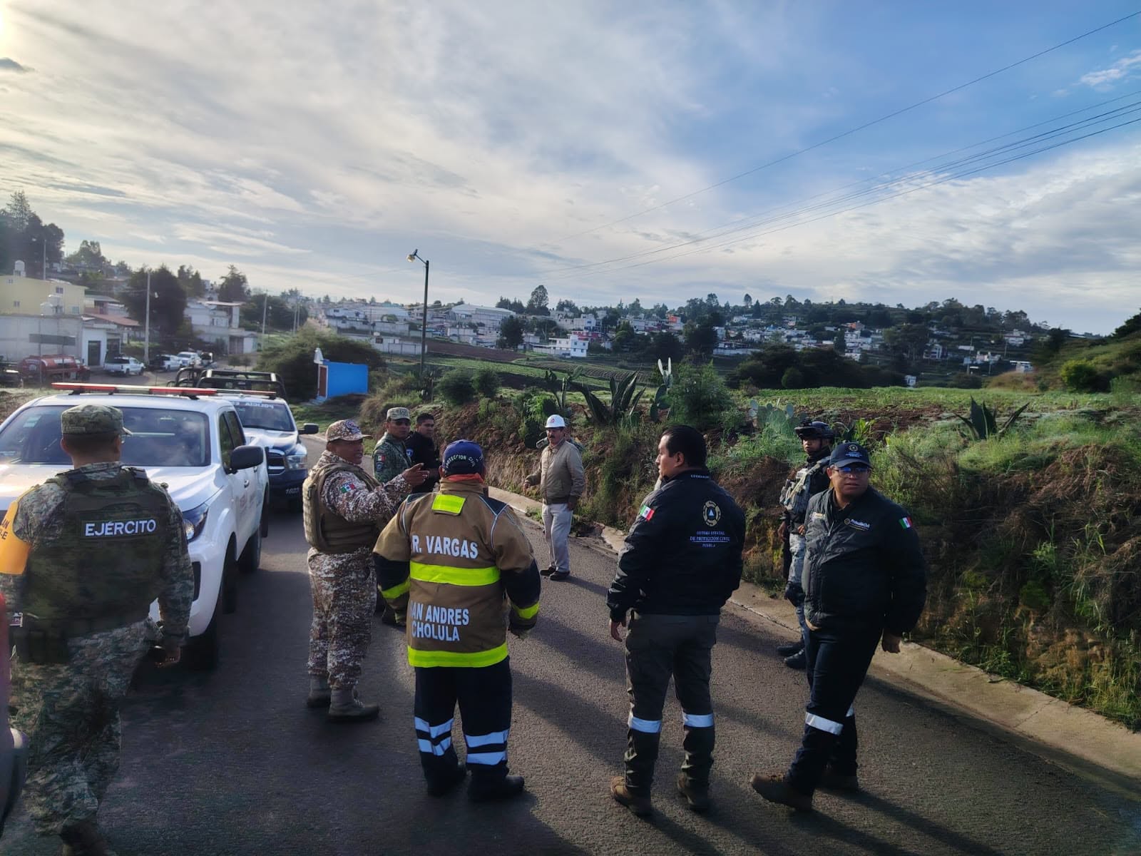 Sin riesgos para la población, Protección Civil Estatal y Pemex mantienen quema controlada en Temaxcalac 