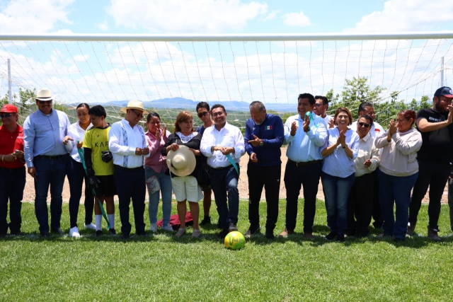 Impulsa Pável Gaspar espacios deportivos para fortalecer el tejido social en la Mixteca