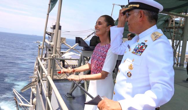 Son tiempos de definiciones, de defender la soberanía nacional: Presidenta en el Día de la Marina Nacional desde Lázaro Cárdenas, Michoacán