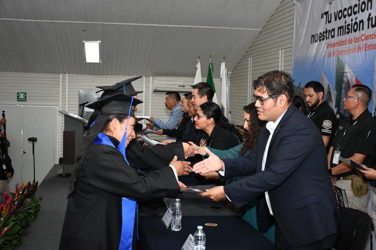 Celebra UCIPS graduación de estudiantes de Educación Media Superior y Posgrado