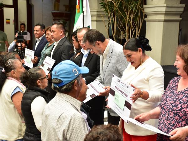 Gobierno estatal apoya a connacionales con «Reencuentro Familiar» y «Migrante Emprende»