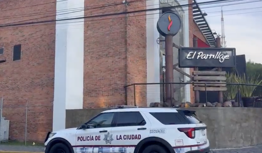 Alarma evita robo en El Parrillaje de Avenida Juárez; responsables escapan y abandonan herramienta
