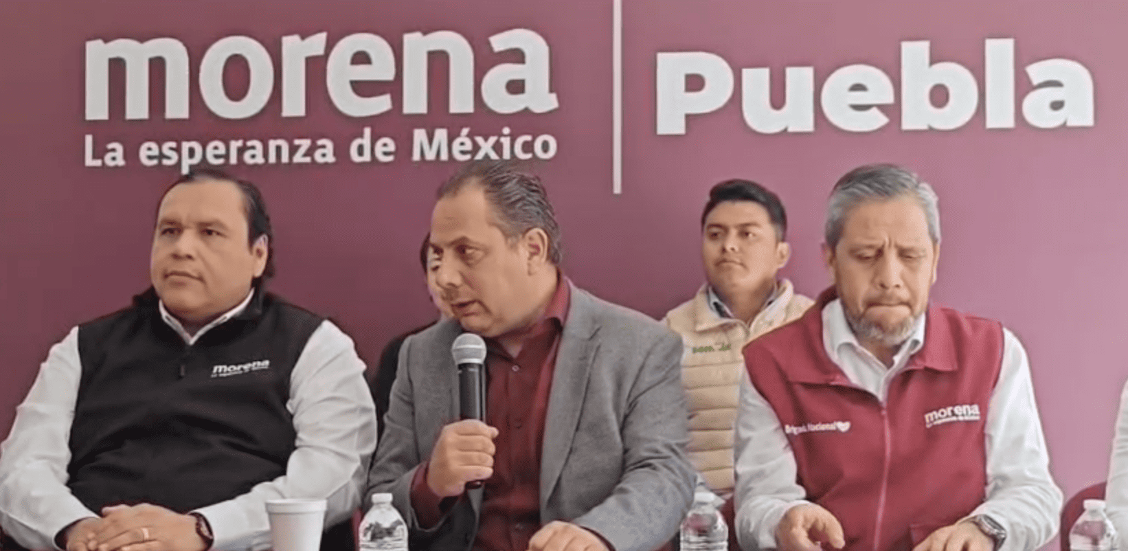 Alejandro Carvajal destaca avances en movilidad y seguridad durante conferencia de Morena