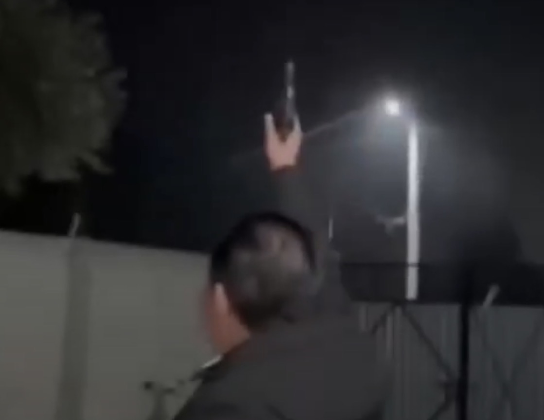 Video de empresario que busca la alcaldía de Tepeyahualco genera críticas por disparar un arma al aire