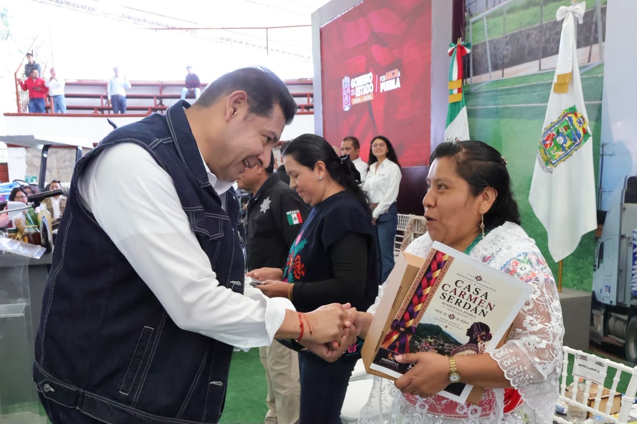 Gobierno estatal transforma en grande el campo de la Sierra Norte