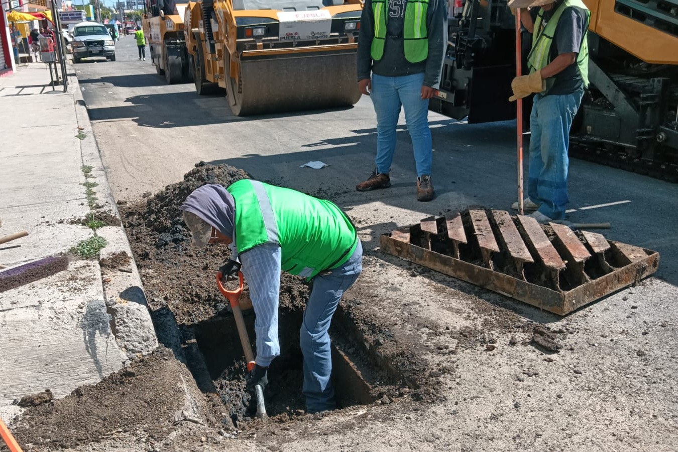 Garantiza Secretaría de Infraestructura cuidado de alcantarillas en procesos de pavimentación
