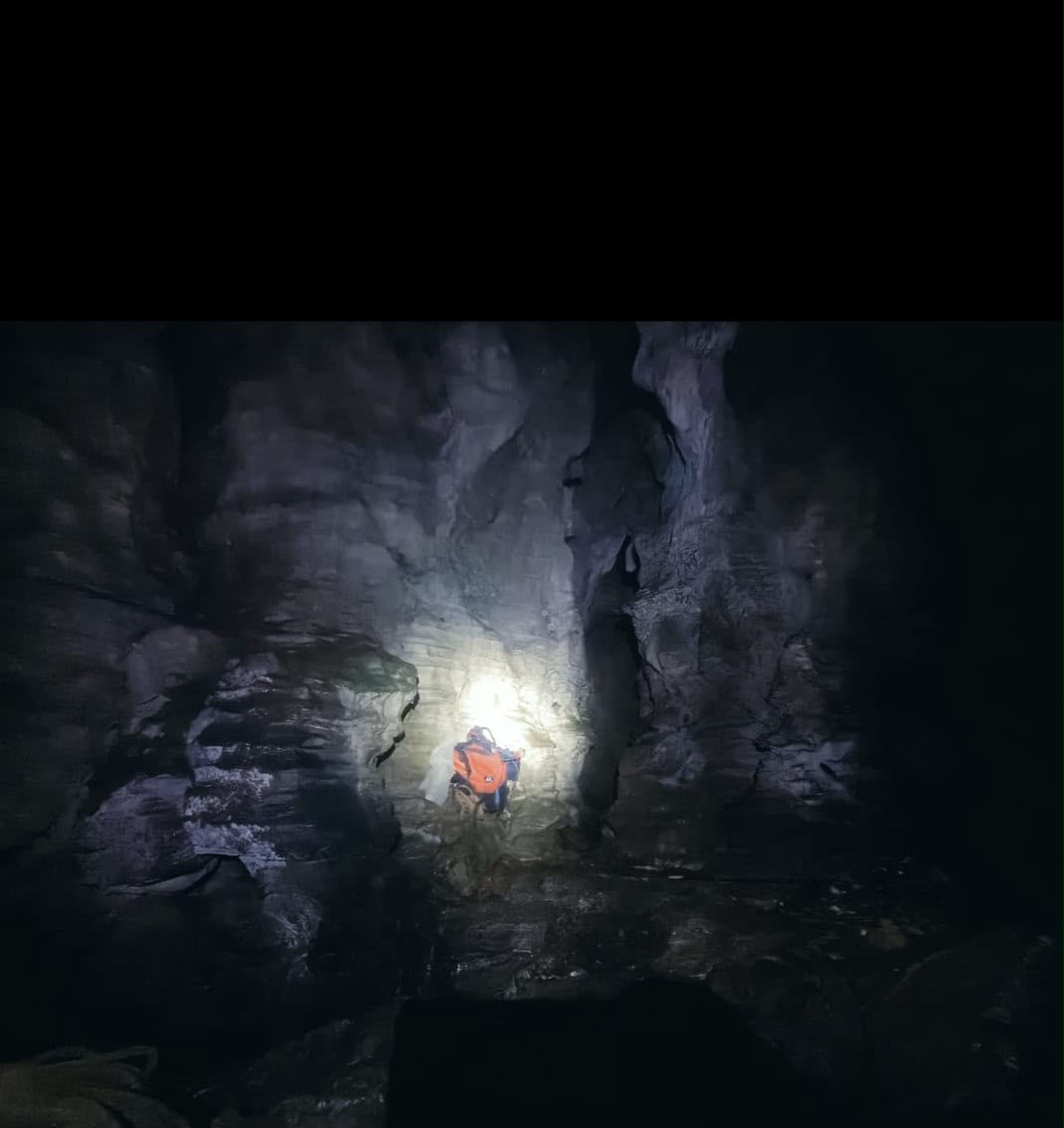 Operativo de rescate continúa en Cuetzalan tras crecida en la Gruta Chichicazapan; buscan a cuatro desaparecidos