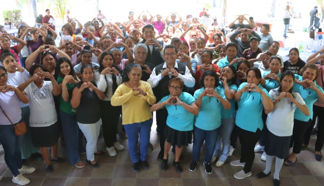 Destaca Pável Gaspar trabajo comunitario de las casas auxiliares de salud en la Mixteca poblana