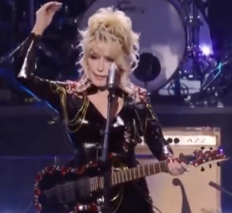 Fallece Dolly Parton, leyenda de la música y la cultura estadounidense