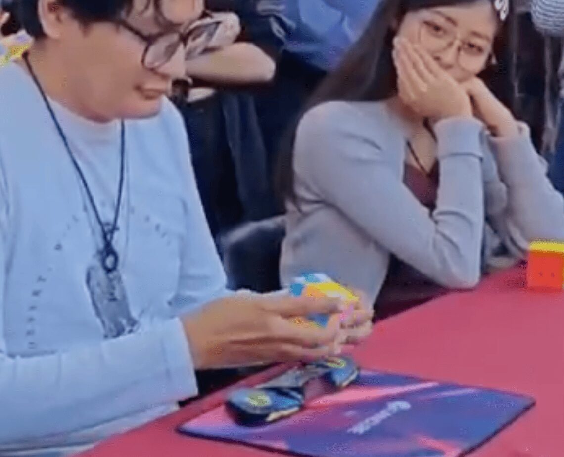 Puebla acerca el speedcubing a nuevos participantes con torneo recreativo en el Teatro Principal