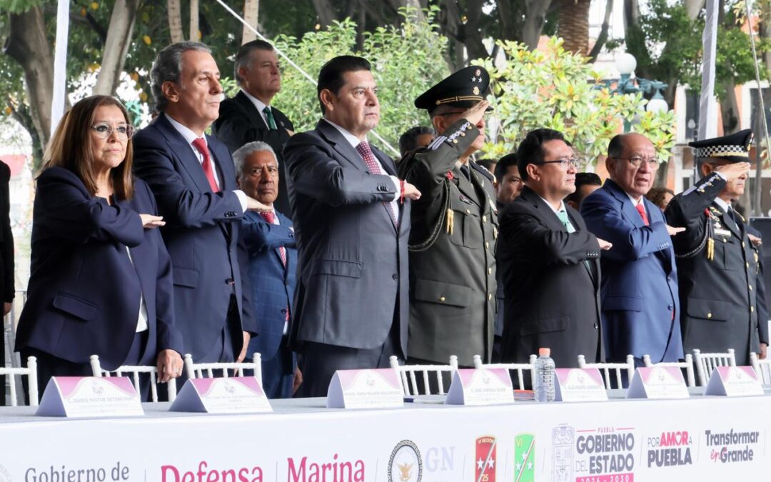 Con patriotismo y amor por Puebla, inicia conmemoración del 216 aniversario de la Independencia de México