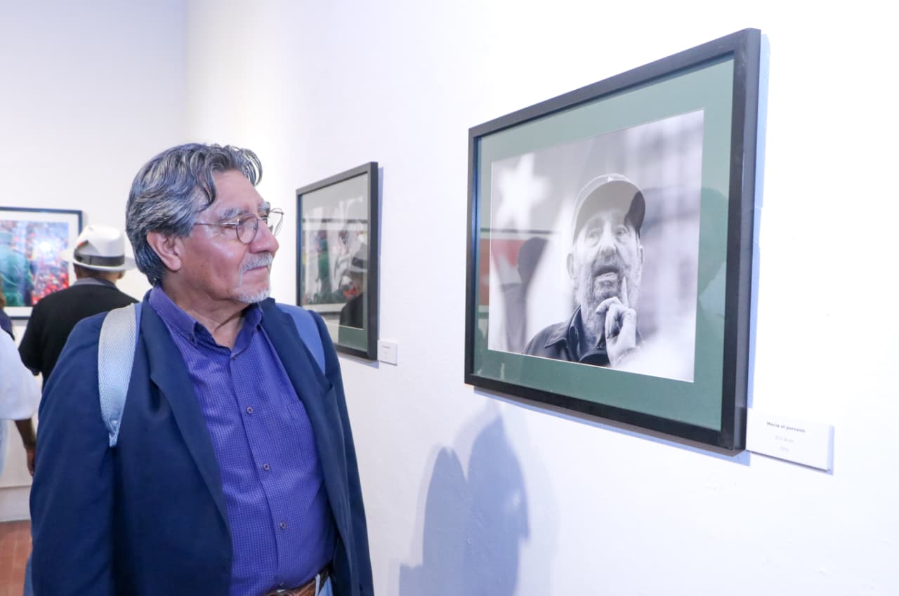 Inaugura Secretaría de Arte y Cultura la exposición fotográfica “Fidel es Fidel”