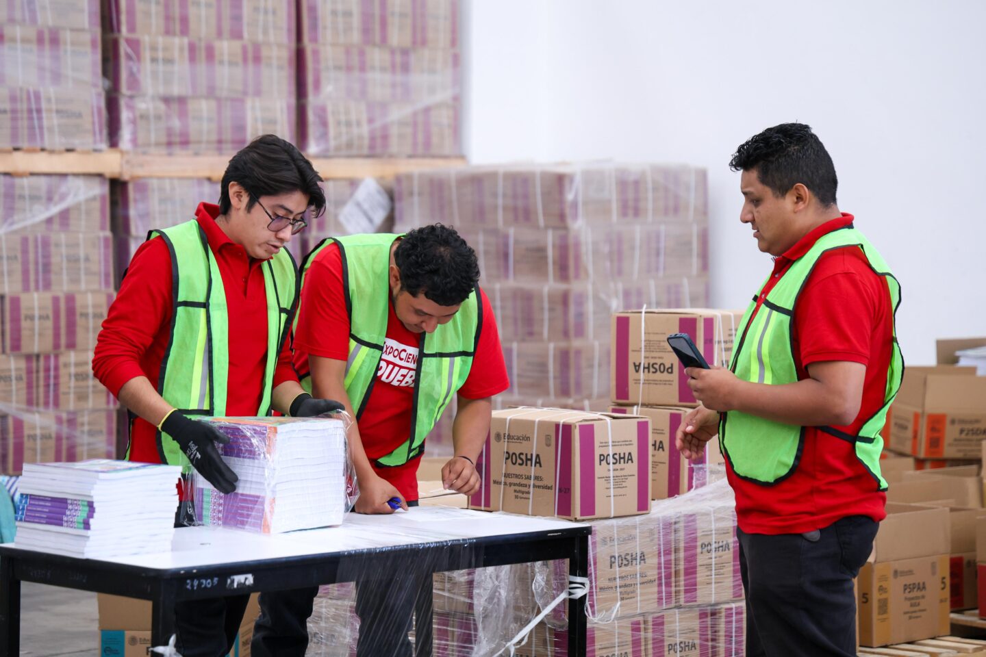 Recibe SEP más de 8 millones de libros de texto gratuitos