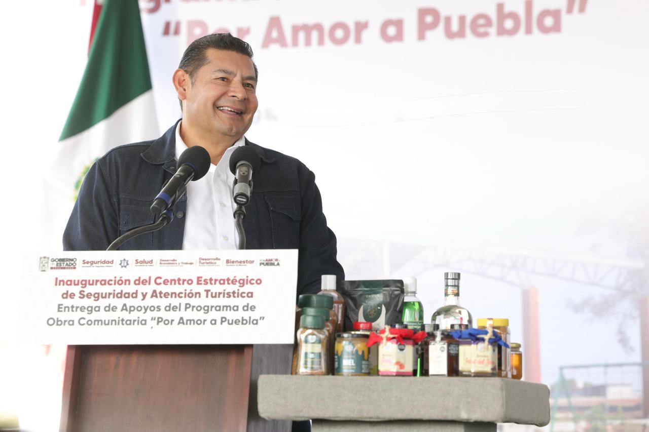 Gobierno estatal consolida corredor carretero estratégico para detonar desarrollo regional de Puebla