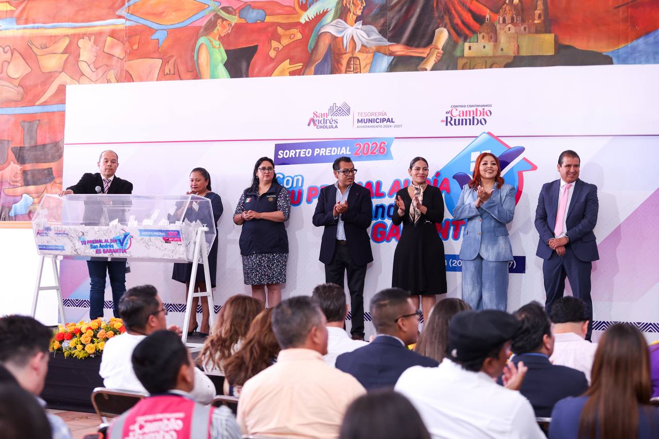 Reconoce Lupita Cuautle compromiso de contribuyentes con San Andrés Cholula