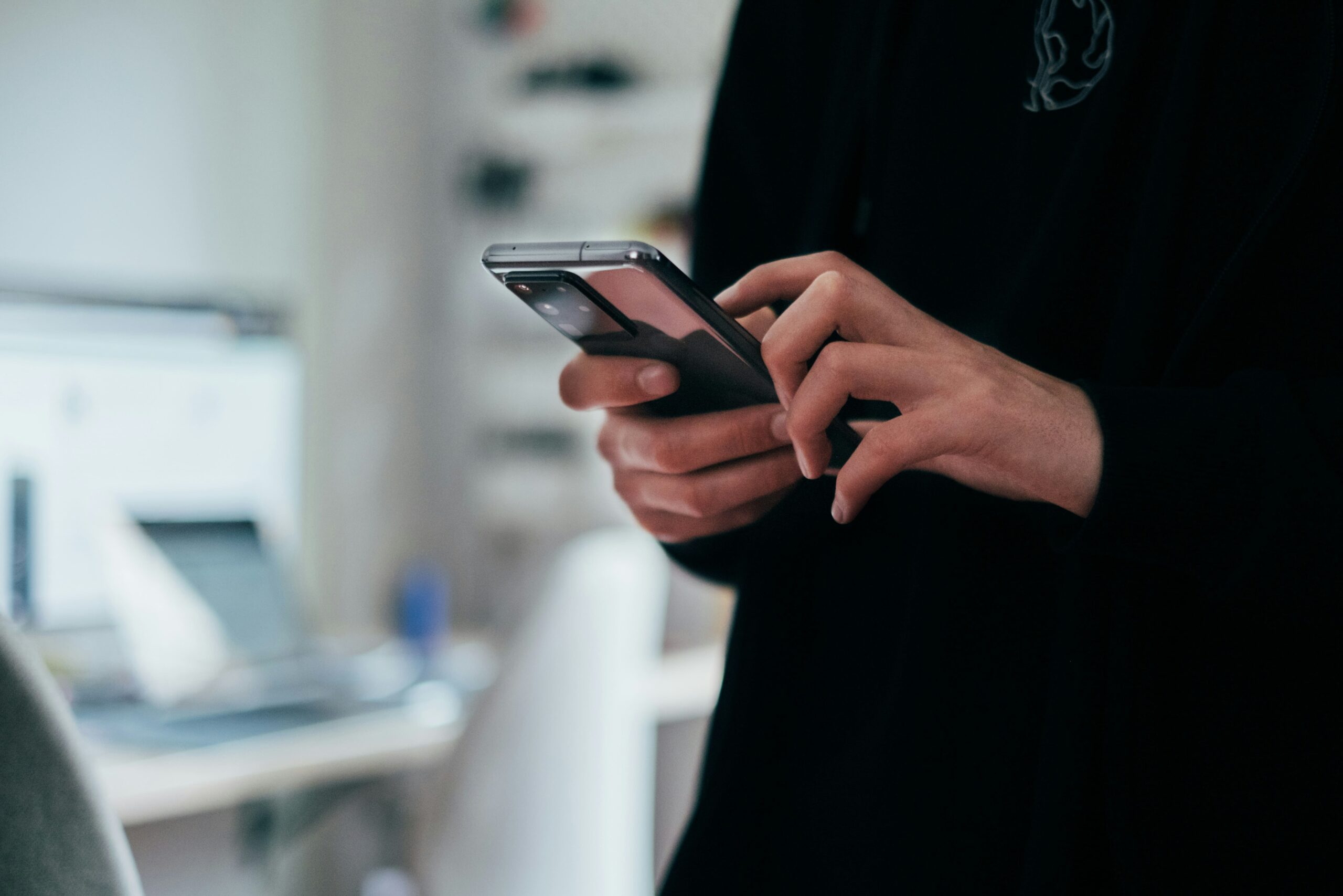 Este sábado inicia suspensión escalonada de celulares no registrados