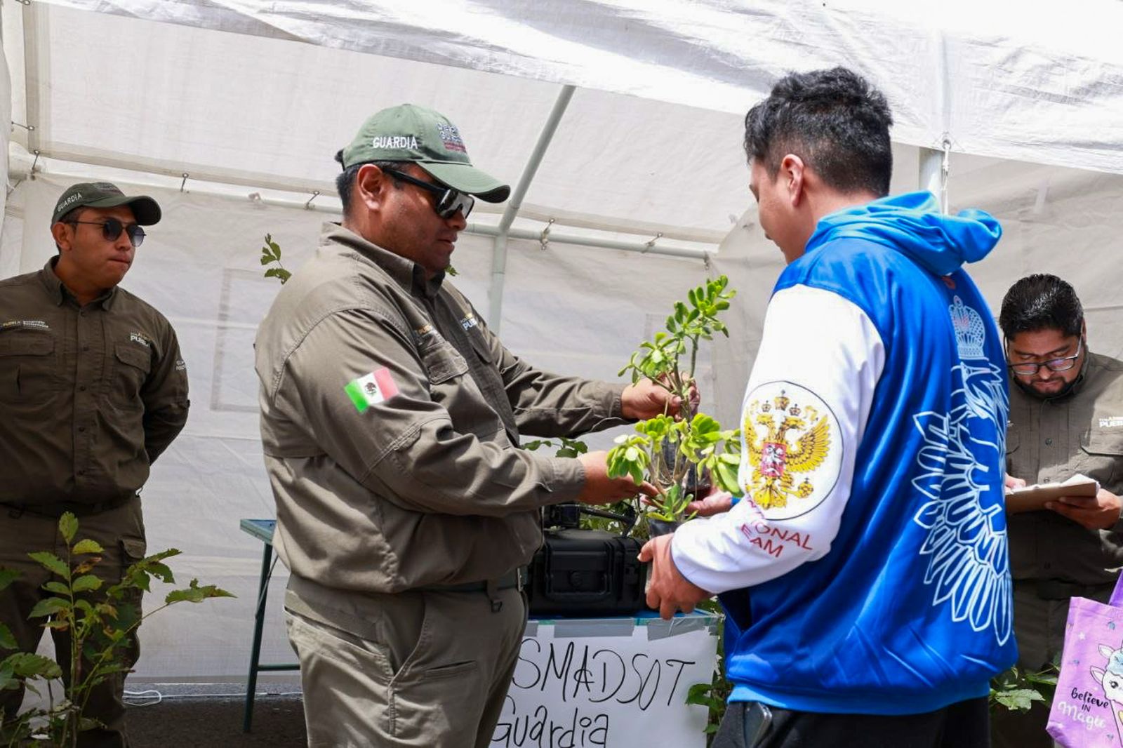 Autoridades brindan más de 9 mil 800 atenciones ciudadanas en Esperanza
