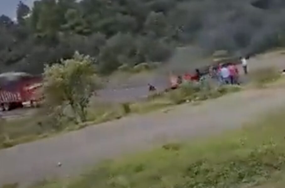 Tras más de 20 horas de bloqueo, liberan a cuatro detenidos en operativo de Zacatlán