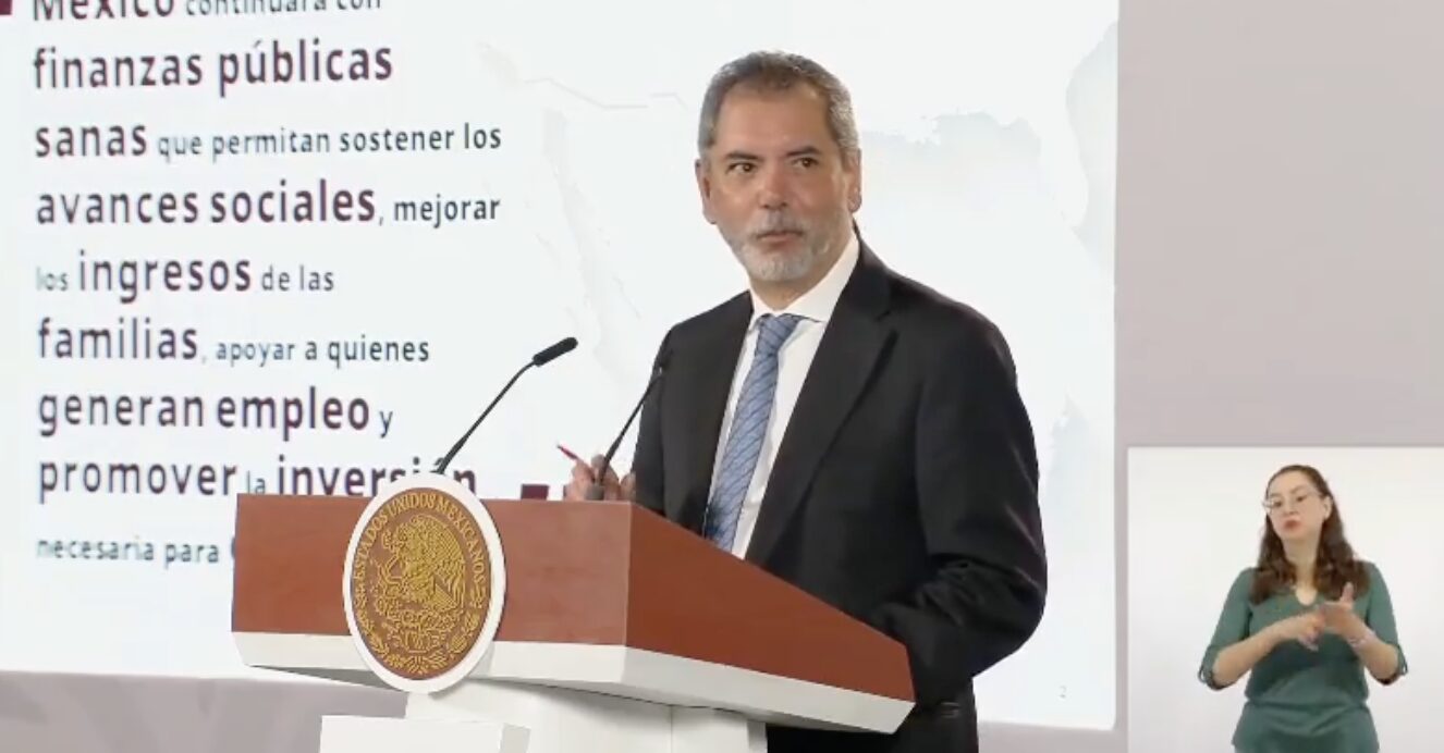 Gobierno prevé más ingresos y mantiene bajo control el gasto en 2027
