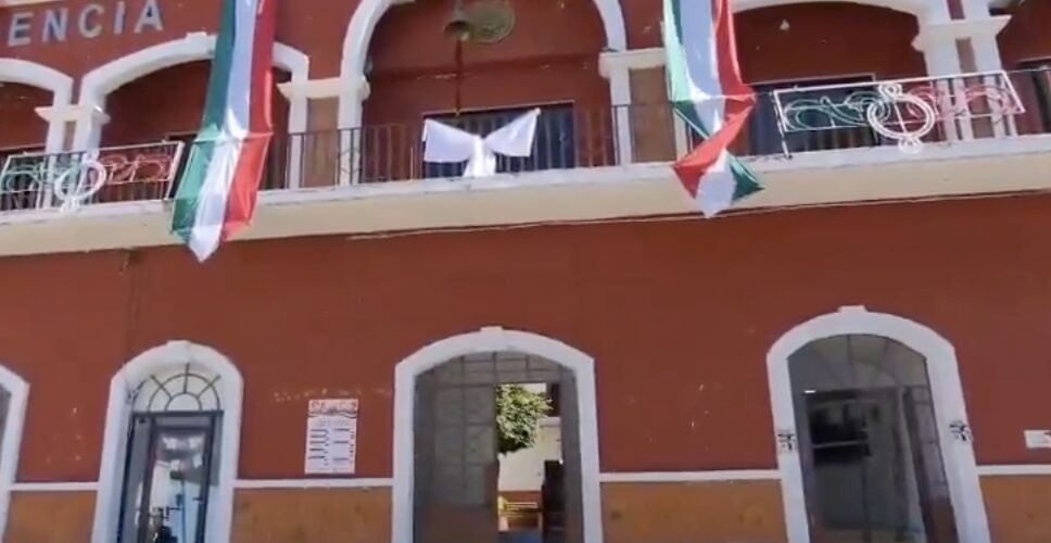 Alcalde de Tecamachalco exige verdad y justicia por la muerte de su hijo
