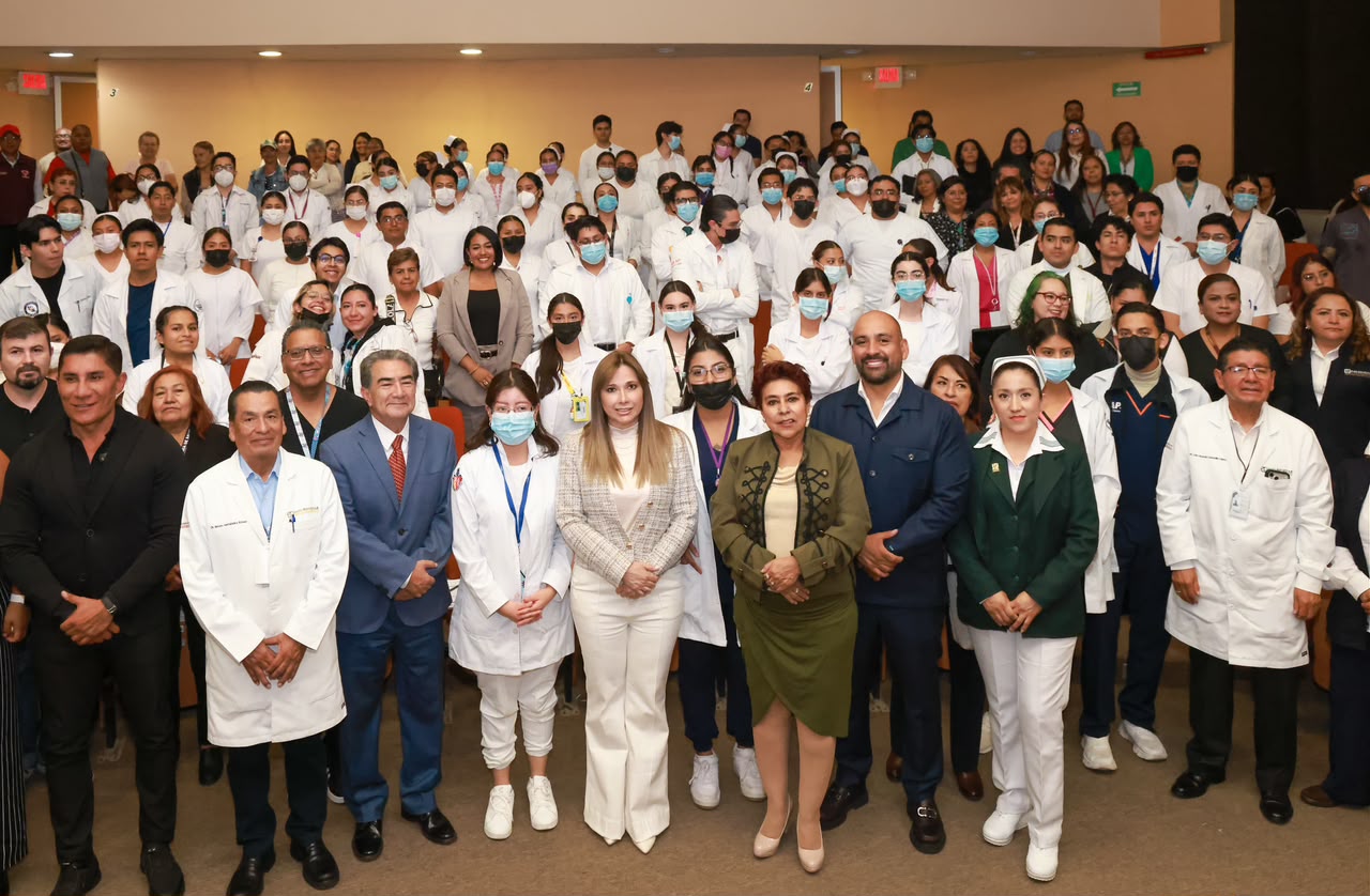 Ceci Arellano encabeza entrega de insumos y equipo biomédico al Hospital General Zona Norte