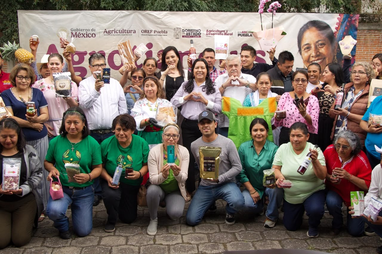 SADR impulsa comercio directo de productos del campo poblano con Agrotianguis