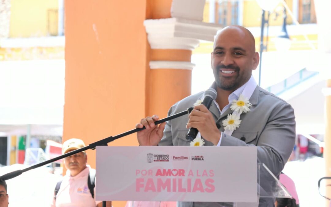 SEDIF acerca apoyos y servicios a las familias de Tlatlauquitepec