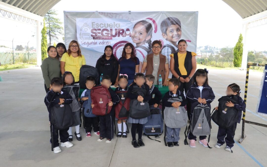 Tere Alfaro continúa entrega de apoyos de “Escuela Segura 2026”