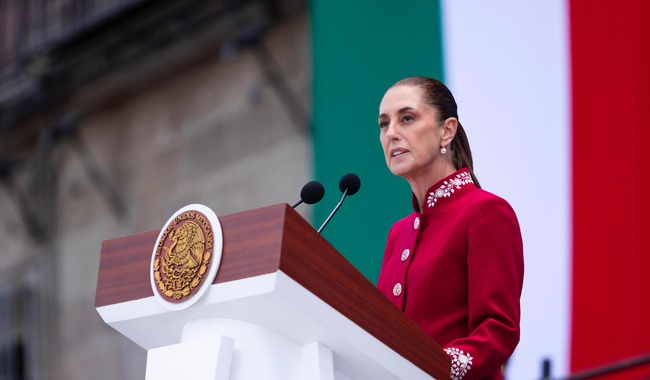 México no será colonia ni protectorado de nadie; no se doblega, no se arrodilla y nunca se vende: presidenta en Desfile Cívico Militar