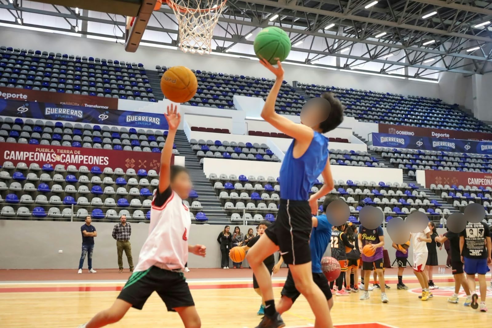 Secretaría de Deporte y Juventud acerca el baloncesto a la niñez poblana