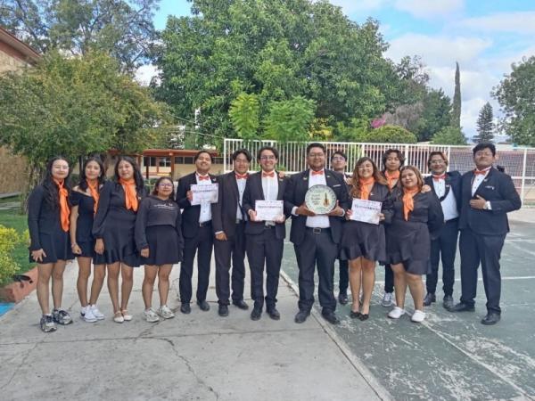 Rondalla Monarca de la USEP destaca en concursos nacionales