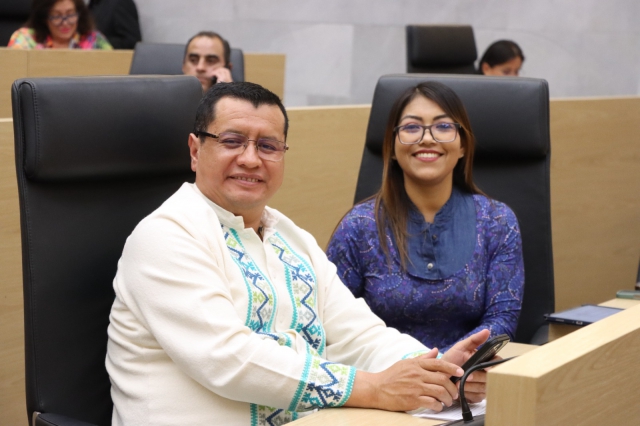 Promueven Leonela Martínez y Elías Lozada iniciativa para fomentar hábitos de bienestar digital en las escuelas 