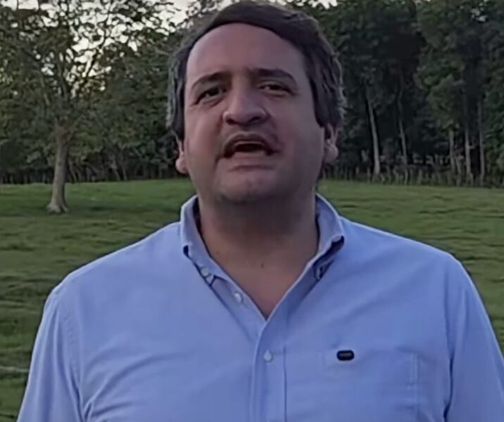 Andrés Manuel López Beltrán se registra en Morena para coordinar Distrito 6 de Tabasco