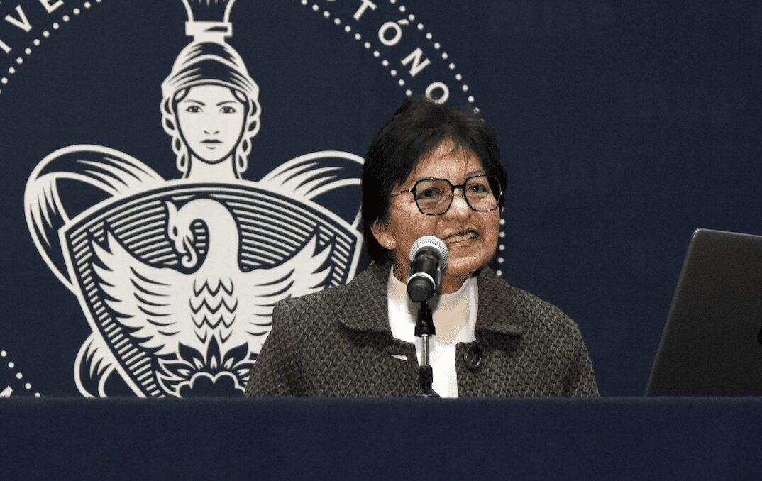 Lilia Cedillo alerta sobre bacterias emergentes que afectan a animales domésticos y representan un riesgo para la salud pública